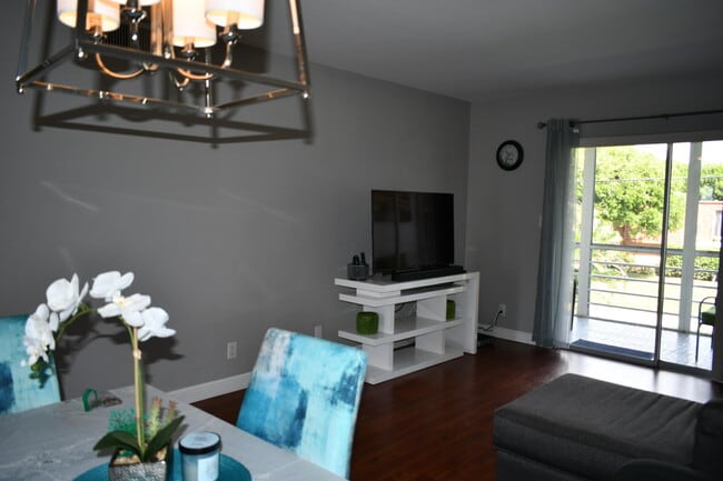 Photo - 2721 Garden Dr N Unit 202