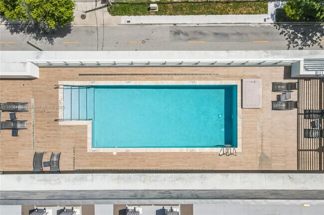 Photo - 321 NE 26th St Unit 508