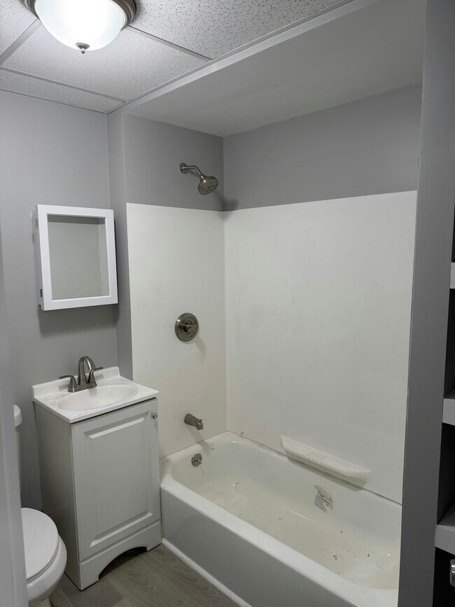 Photo - 135 Orange St Unit 3A