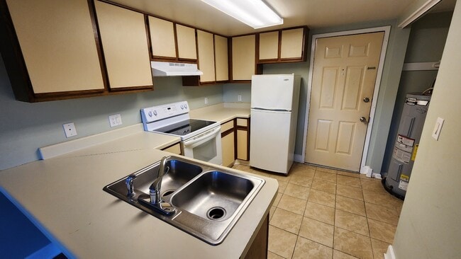 Photo - 6850 Blue Heron Blvd