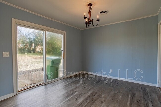 Photo - 105 Shadecrest Dr