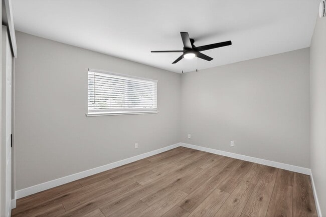 Photo - 6281 Cavan Dr
