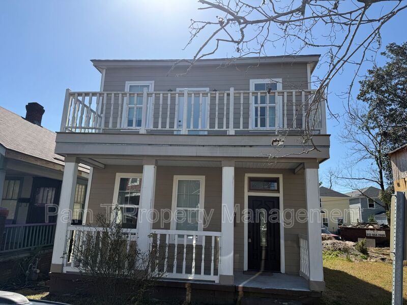 Photo - 513 E 33rd St