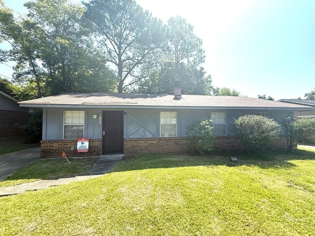 Building Photo - 5953 Oakleigh Rd