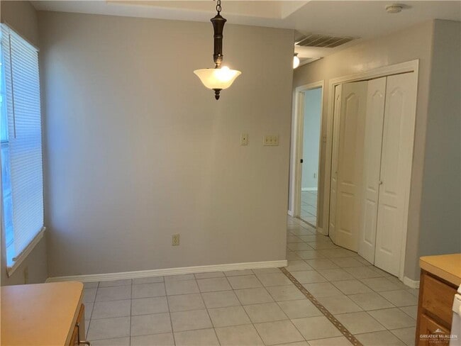 Photo - 20 W Bronze Ave Unit B