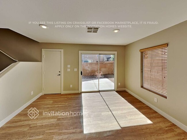 Photo - 636 Port Talbot Ave