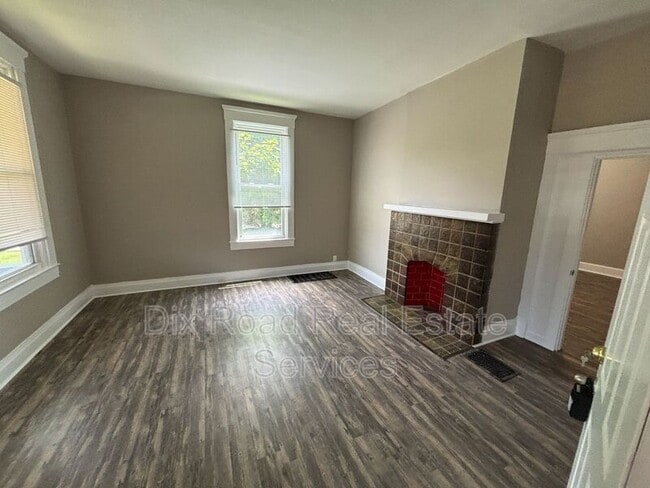 Photo - 545 Rockdale Ave