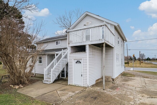 Photo - 8009 E Bristol Rd Unidad 2