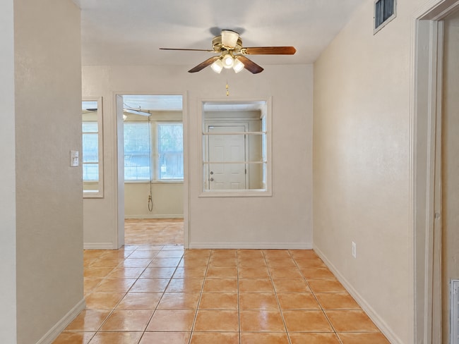 Photo - 647 San Juan Blvd