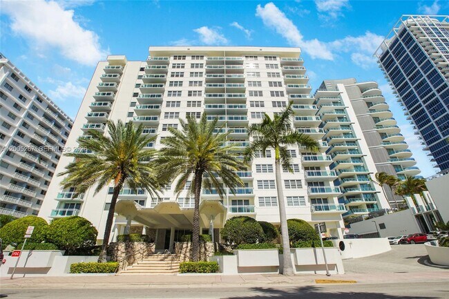 Photo - 6917 Collins Ave Unit 820