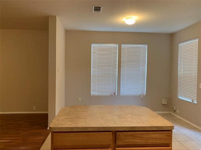 Photo - 1209 Ballymote Ln