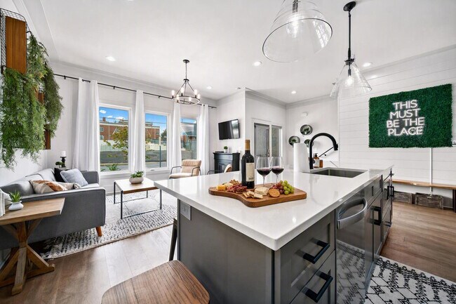1100 Greenwood Ave Unit SI ID1625730P