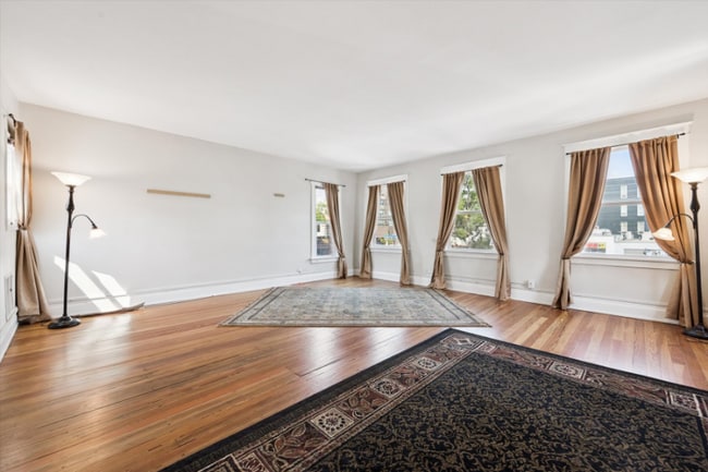 Building Photo - 3478 W 32nd Ave Rental