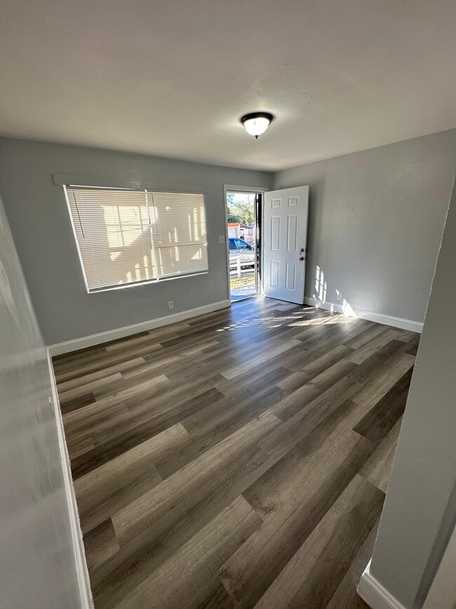 Photo - 3805 Fairfax St