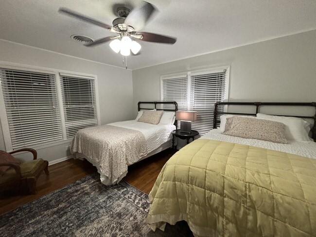 Photo - 416 W Thompson Ave