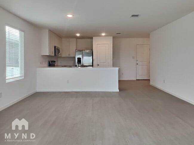 Photo - 316 Pacific Waters