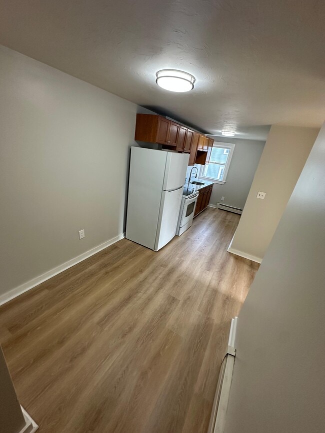 Eat-In Kitchen - 109 Prichard St Unit 1