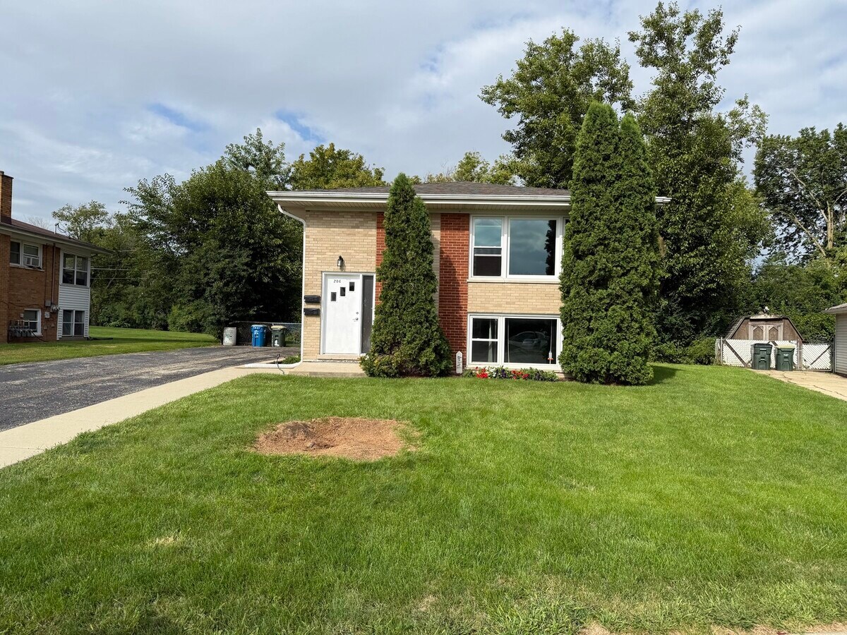 Photo - 286 Wayne Ct Townhome