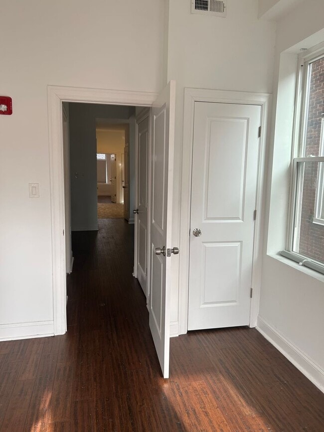 Photo - Beautiful 2 bedroom, 2 bathroom apt (Sec 8 voucher 2 ) Unit 3