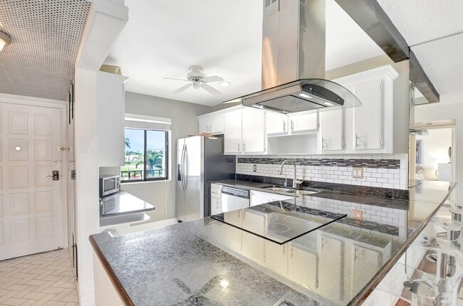 Photo - 4070 Tivoli Ct Unidad 307