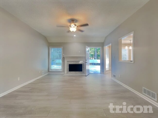 Photo - 222 Sawgrass Way