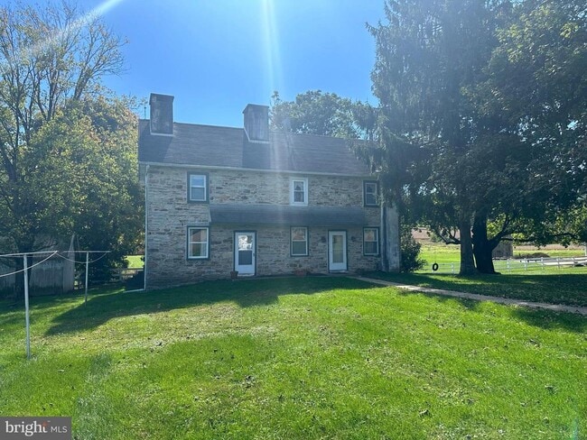 Photo - 75 Western Ave