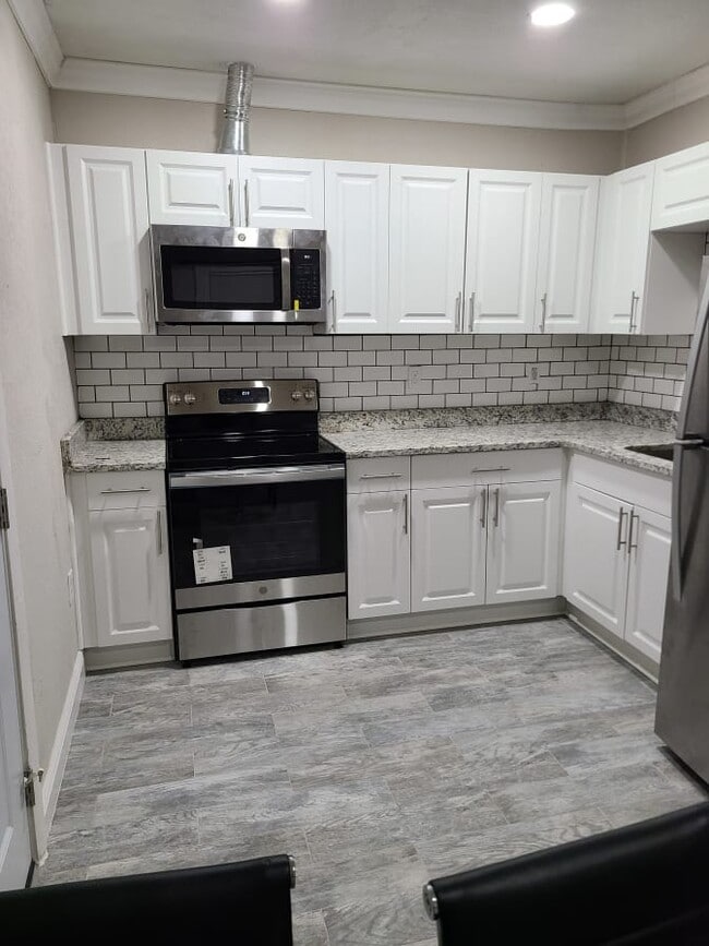 Photo - 5272 Letha St