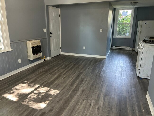 Photo - 164 Central Ave