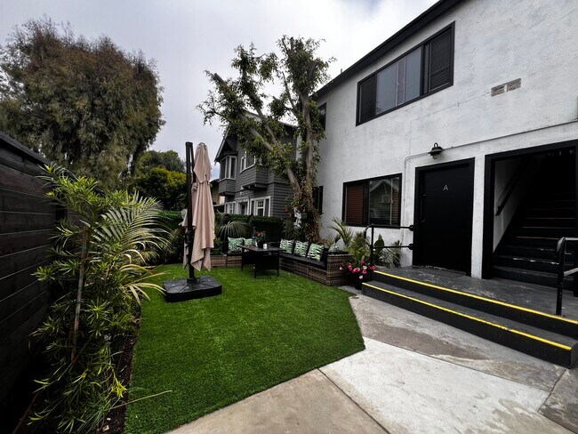 20 20th Ave Unit B