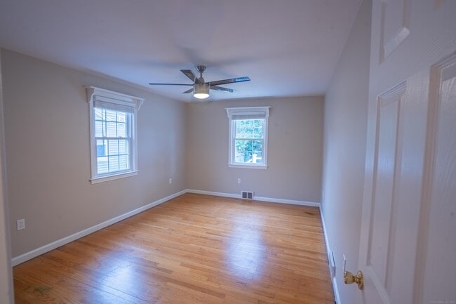 Photo - 160 Central Ave