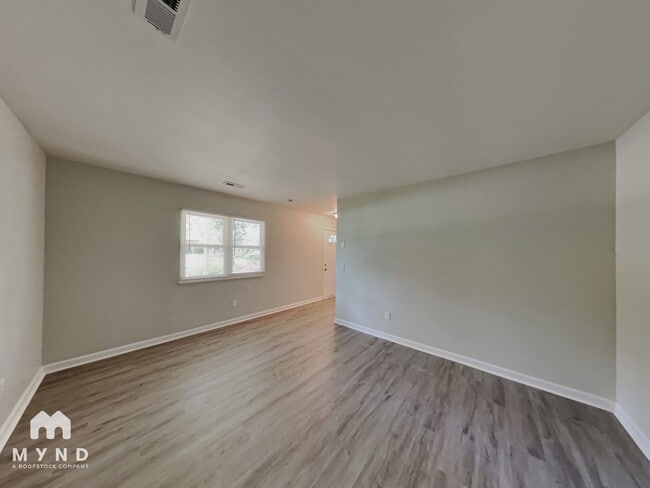 Photo - 1120 Seabrook Rd