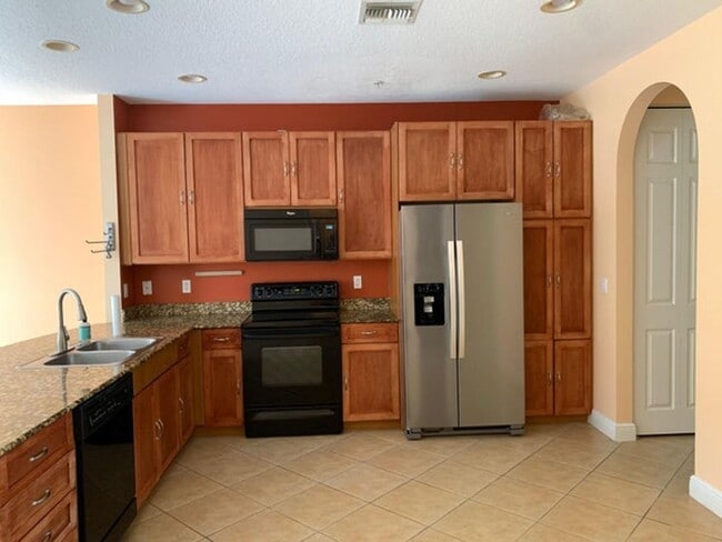 Photo - 145 Morning Dew Cir