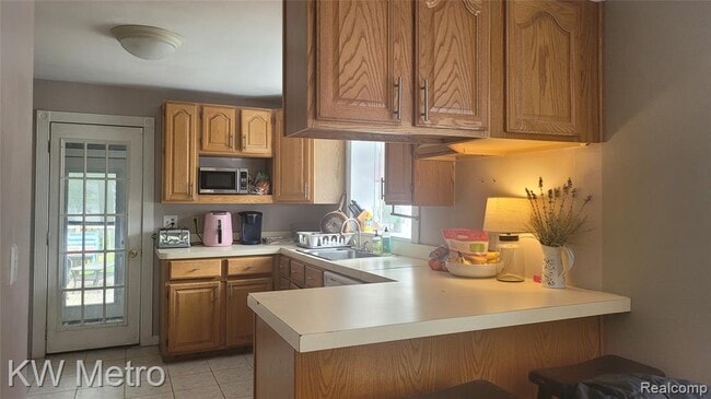 Photo - 1525 Wyandotte Ave