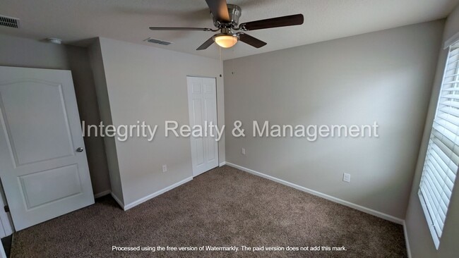 Photo - Spacious 4-bedroom, 2-bathroom home
