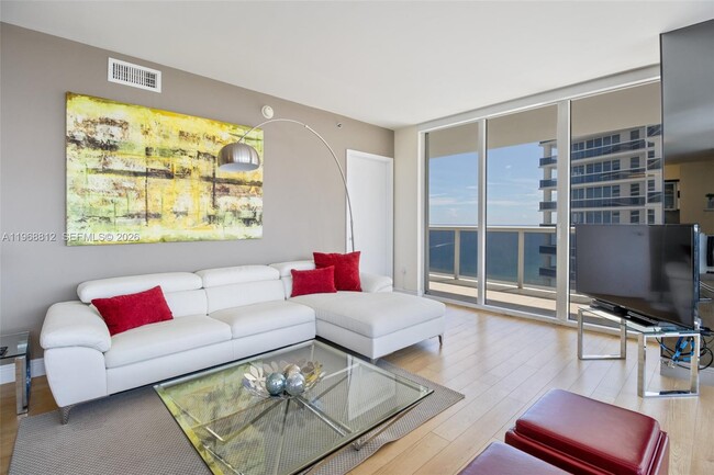 Building Photo - 1830 S Ocean Dr Unit 3906