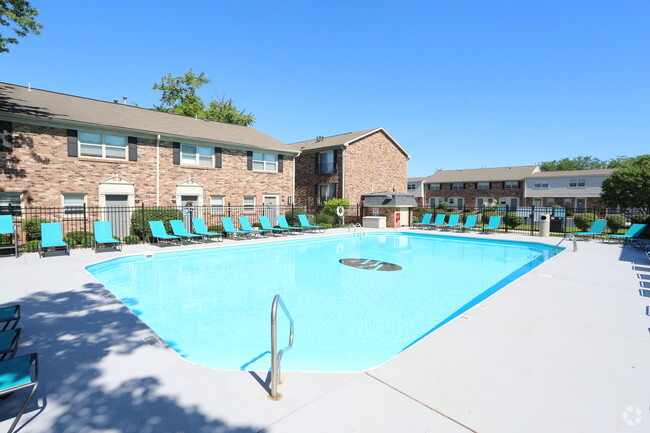 New Pool - Village West Rental