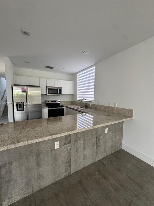 Photo - 2947 SW 27th Terrace