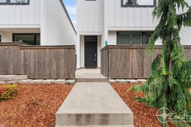 Photo - 16314 NE 20th St