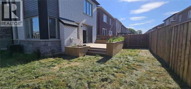 Photo - 6 Sitler St