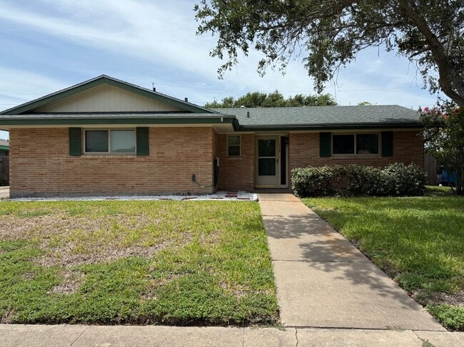 Photo - 118 Catalina Cir House