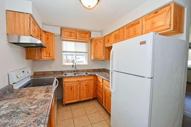 Photo - 10005 Sagewood Dr