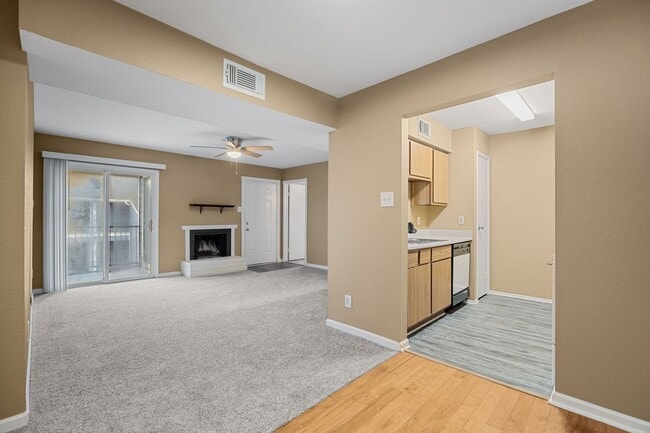 Photo - 18515 Egret Bay Blvd