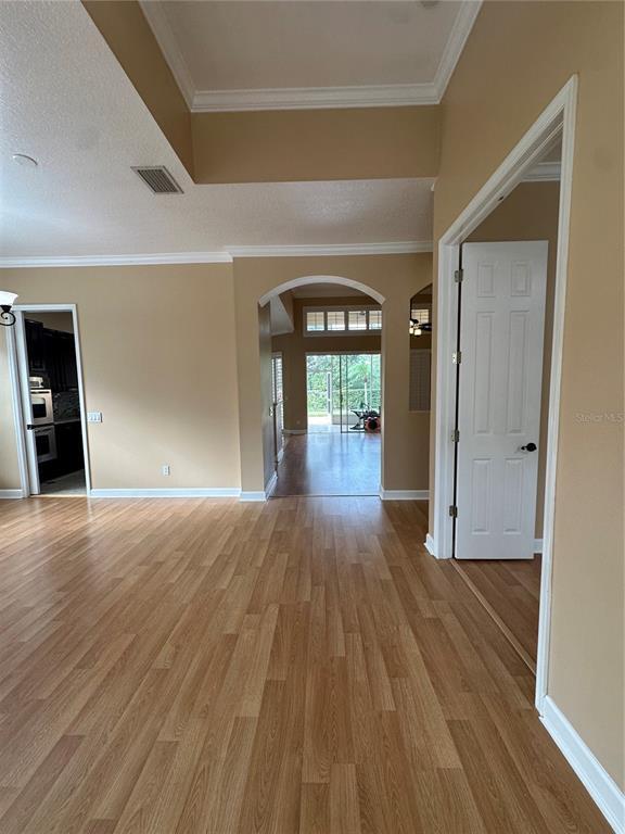 Photo - 7729 Aralia Way