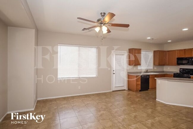 Photo - 6450 Kilrenny Ave