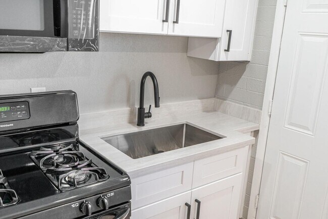 Photo - 4423 N 23rd Ave Unit Apt B