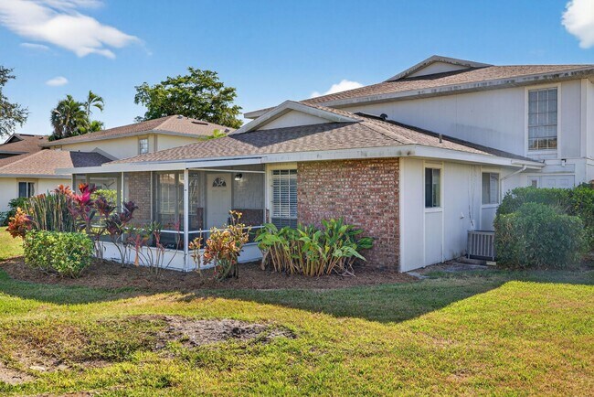 Photo - Cozy unfurnished, 2 Bedroom, 1 Bathroom, Condo