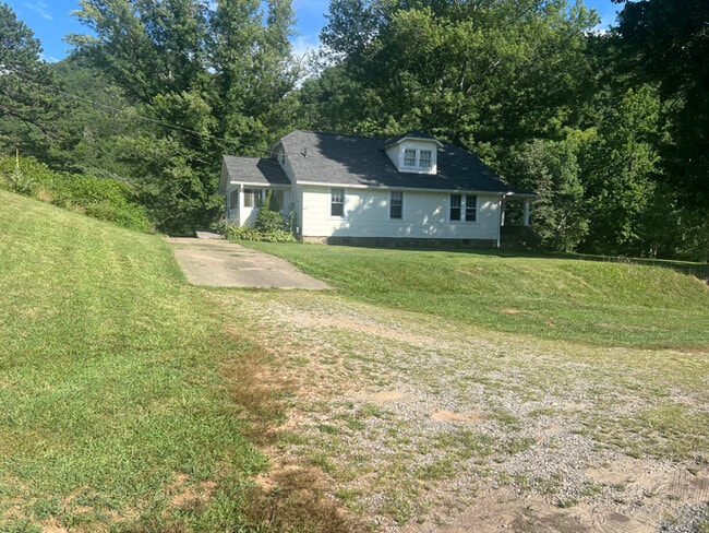 Photo - 62 Elm Tree Ln