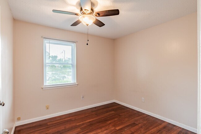 Photo - Close to Corry Station Naval Base!