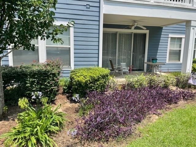 Building Photo - 2801 Chancellorsville Dr Unit 1302 Rental