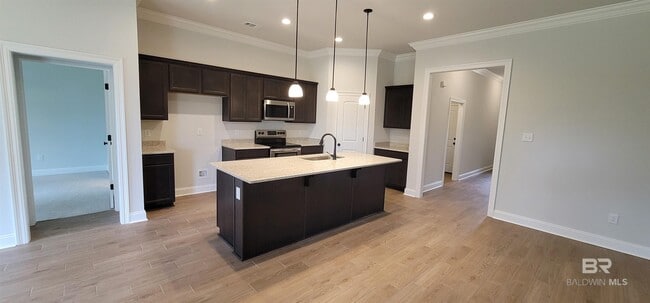 Photo - 6850 Summerset Dr